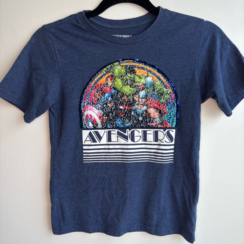 Marvel Avengers Kids Flip Sequin Graphic T-Shirt Navy Blue Size M 7/8